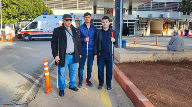 Adana'da Görme Engelli Öğretmen Çifte Belediye Otobüsü Kazası