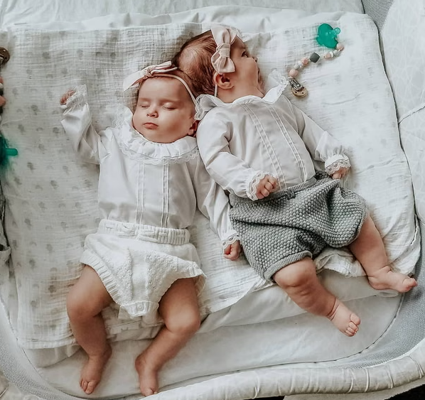 Bitişik Doğan Kızların Mucizevi Ayrılık Hikayesi: Umut ve Azmin Zaferi