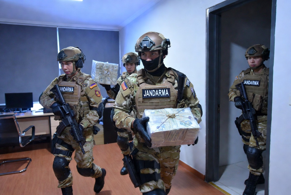 İstanbul'da Yasa Dışı Bahis Soruşturmasında 2 Kişi Tutuklandı