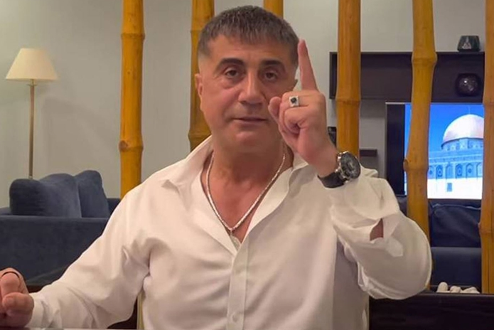 Sedat Peker'den Nusaybin Sınırındaki Bayrak Olayına Tepki