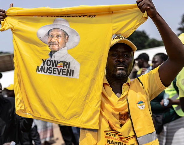 Uganda Devlet Başkanı Museveni, Zafer Konuşmasında Muhalifleri 'Terörist' Olarak Niteledi